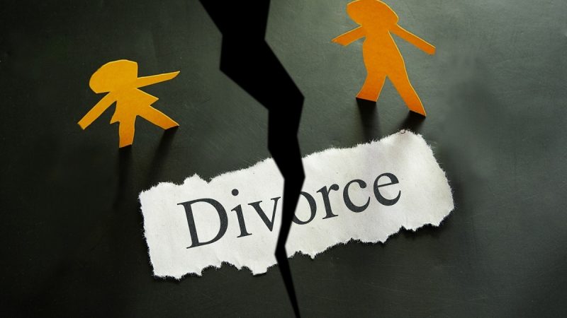 Facts to consider when getting a divorce