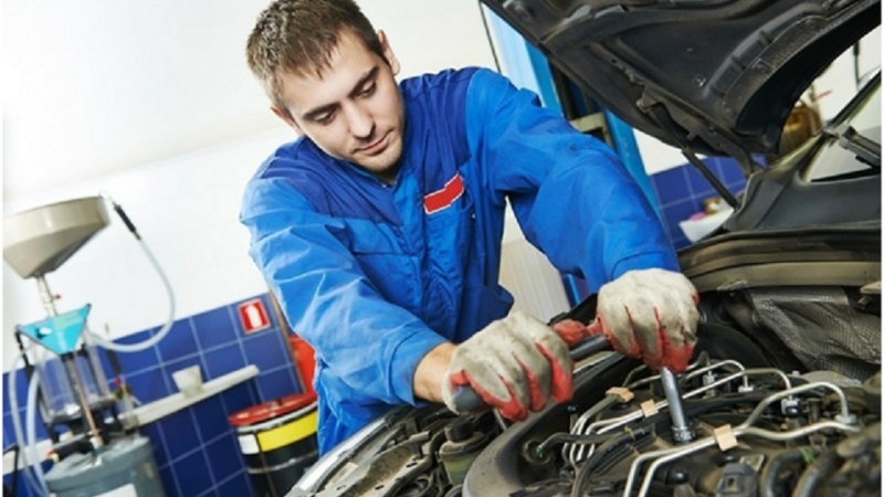Top Tips to Consider While Selecting a Car Mechanic